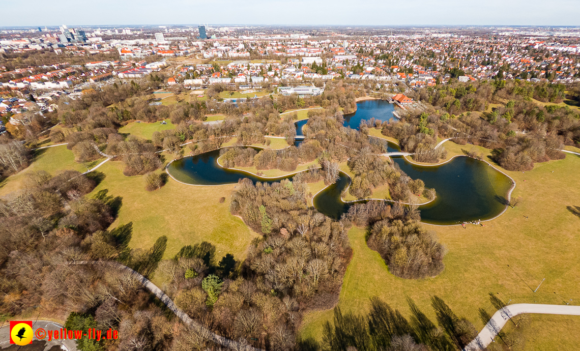 20.02.2023 -  Ostparksee und Schule am Strehleranger mit Umgebung in Neuperlach